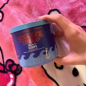 brand new stranger things bath and body works candle